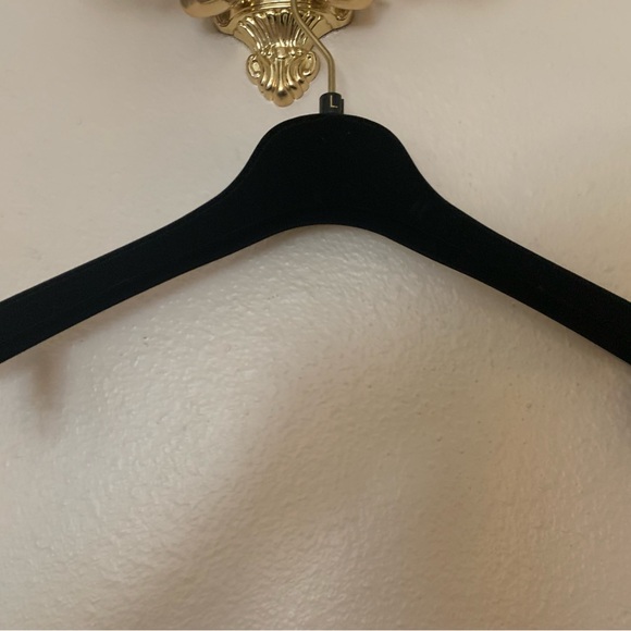 Authentic velvet Emilio PUCCI hanger from Italy +bonus signed Pucci card/envlop - Picture 5 of 7